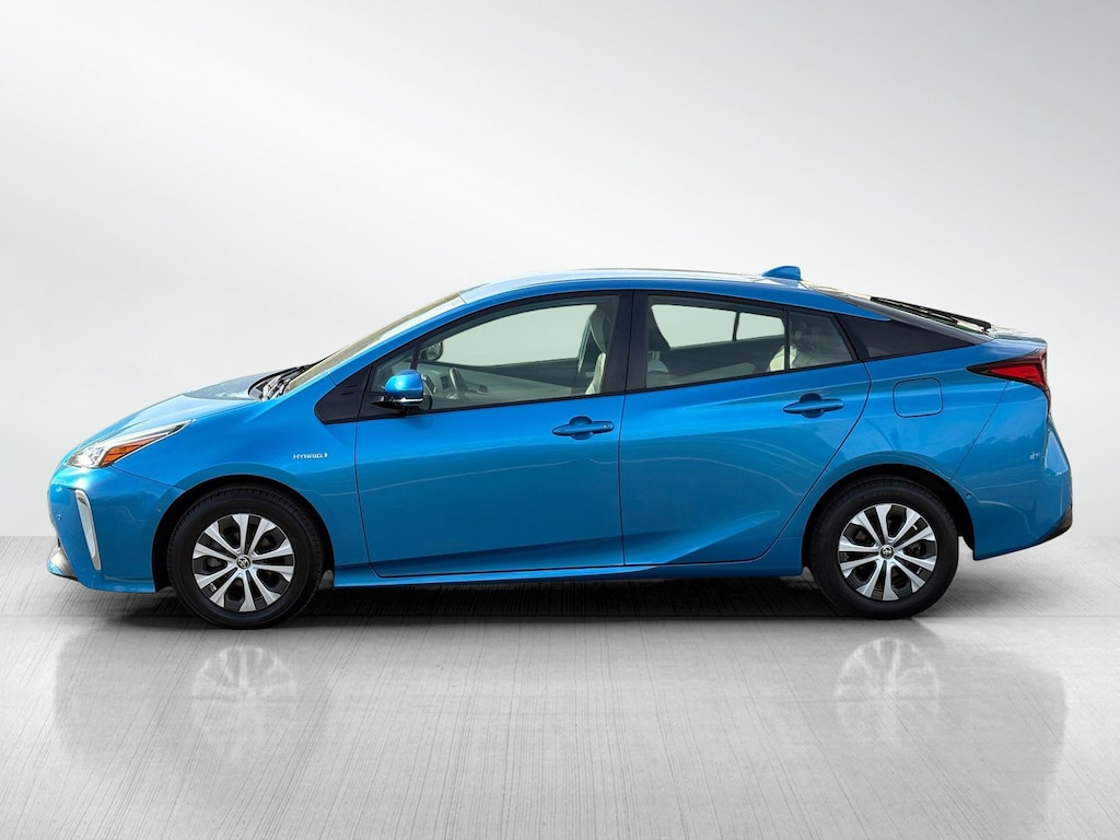 Used 2020 Toyota Prius XLE AWD-e Hatchback