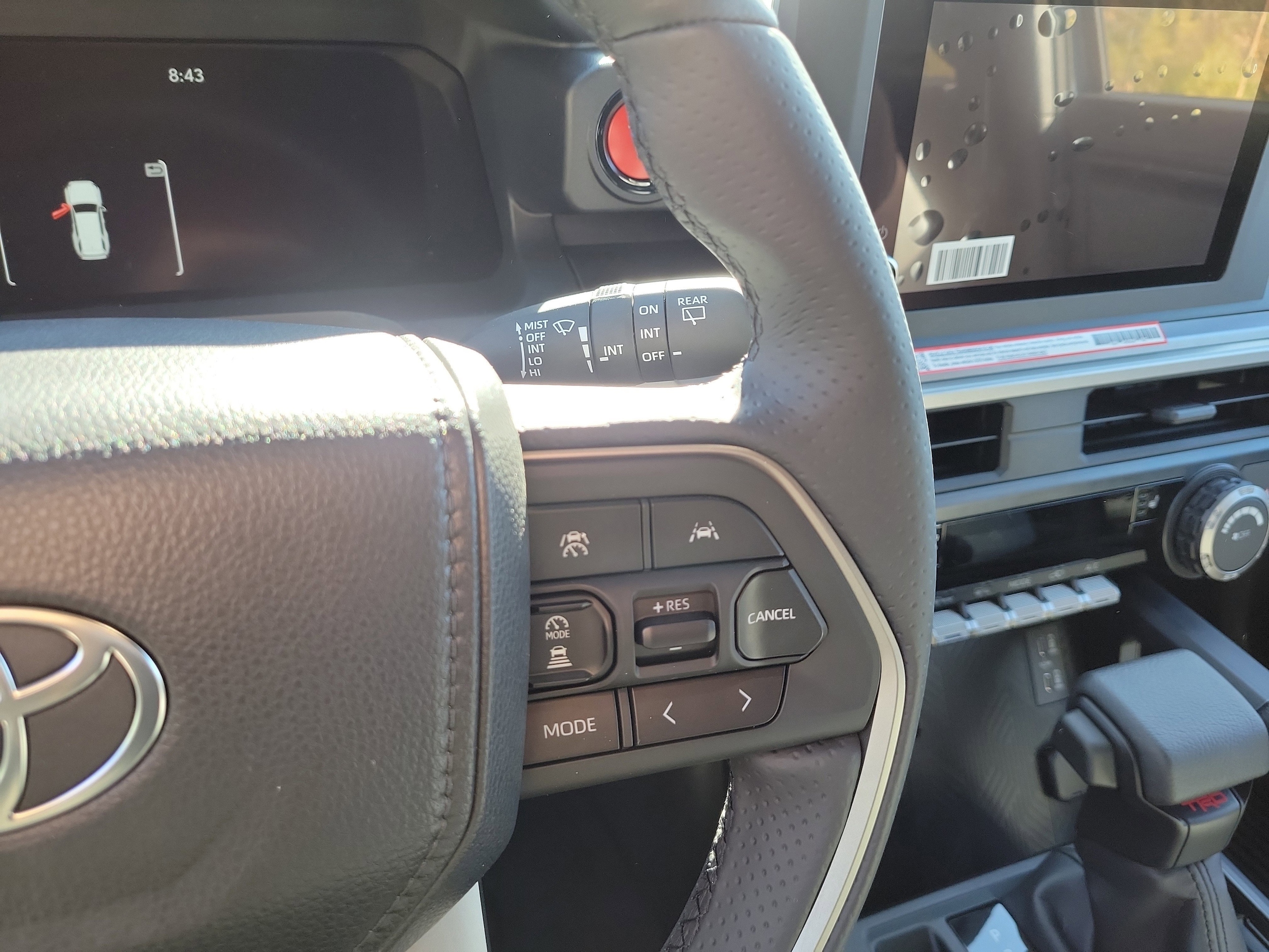 2025 Toyota 4Runner TRD Off-Road - Photo 18