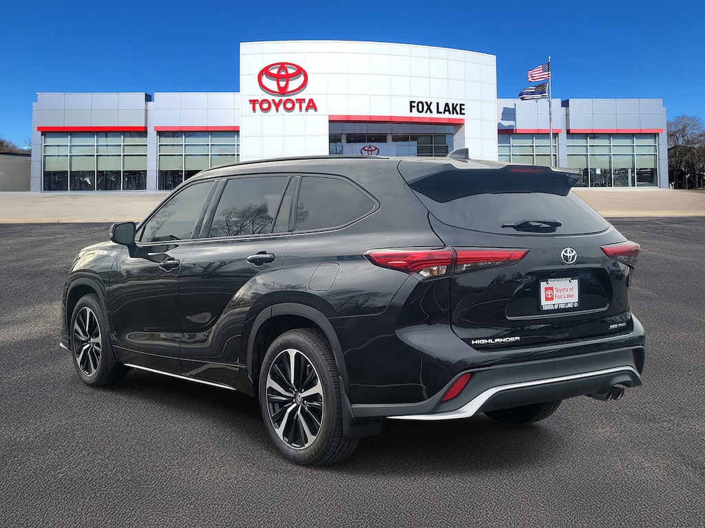 Used 2022 Toyota Highlander XSE Sport Utility