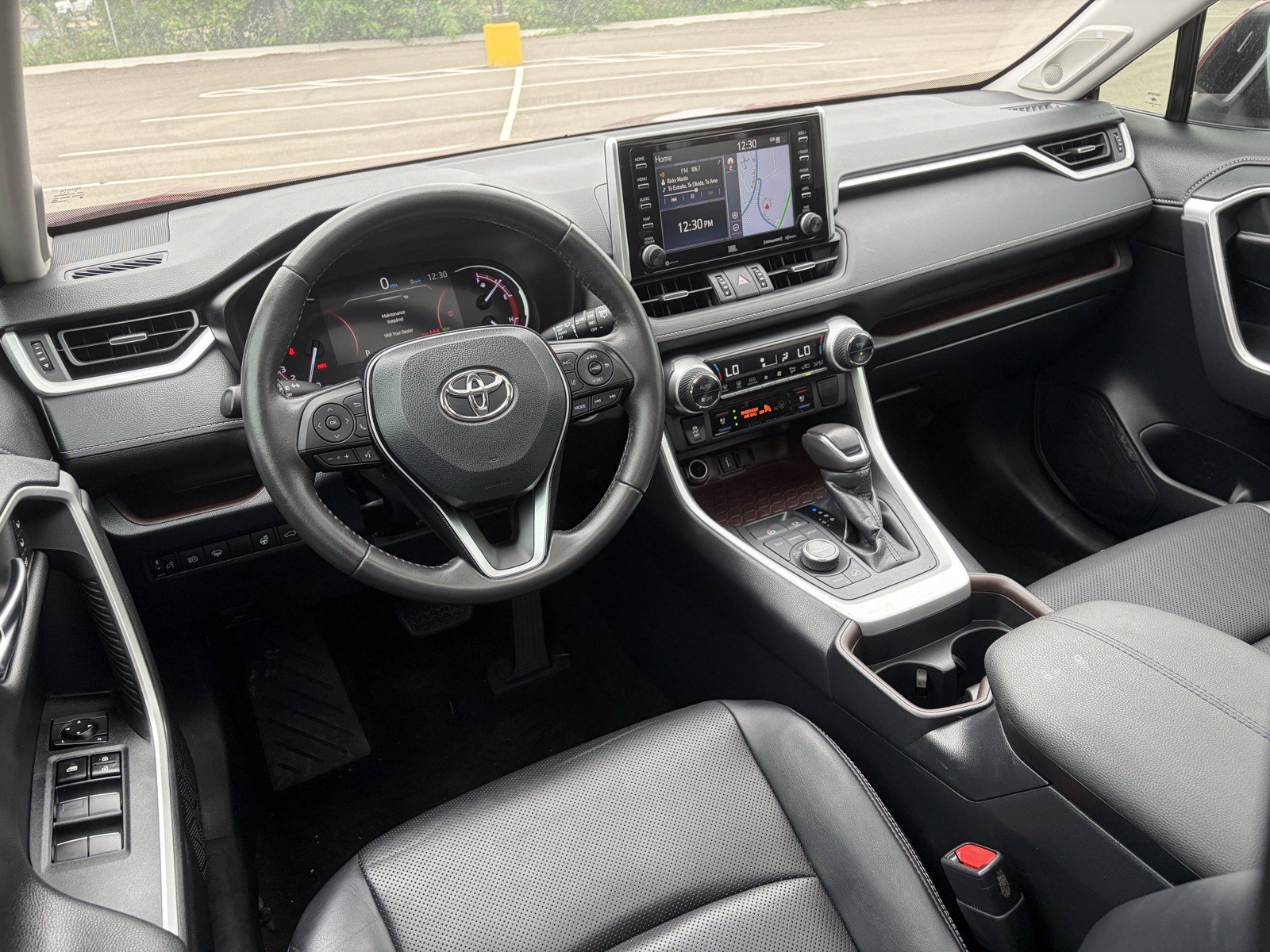 2020 Toyota RAV4 Limited - Photo 10