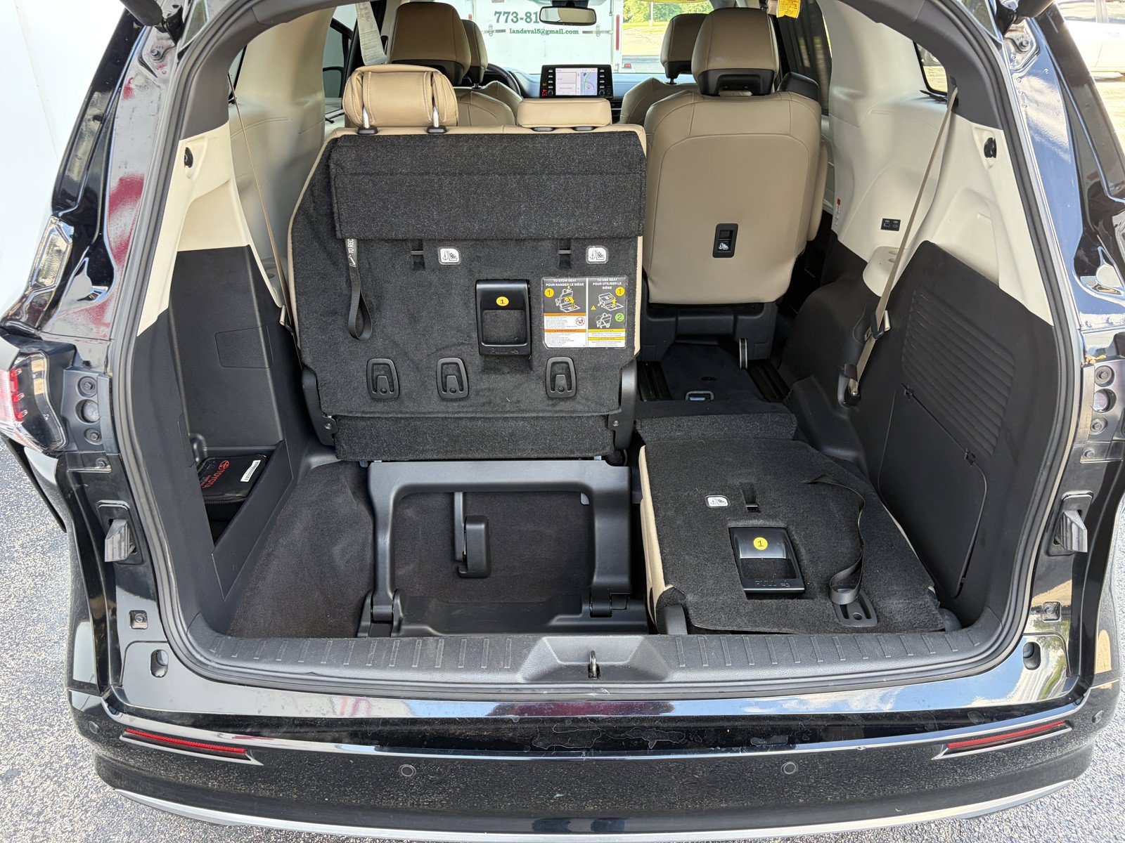 2023 Toyota Sienna Limited - Photo 35