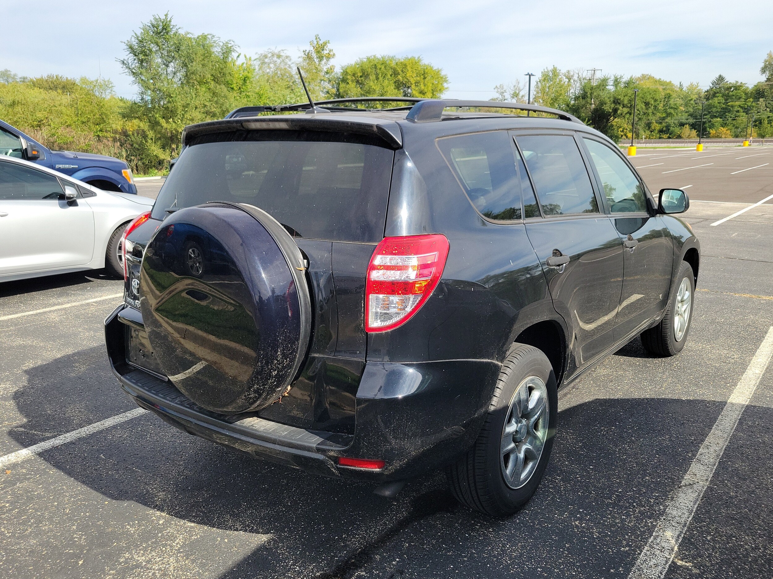 2010 Toyota RAV4 Base Sport photo 2