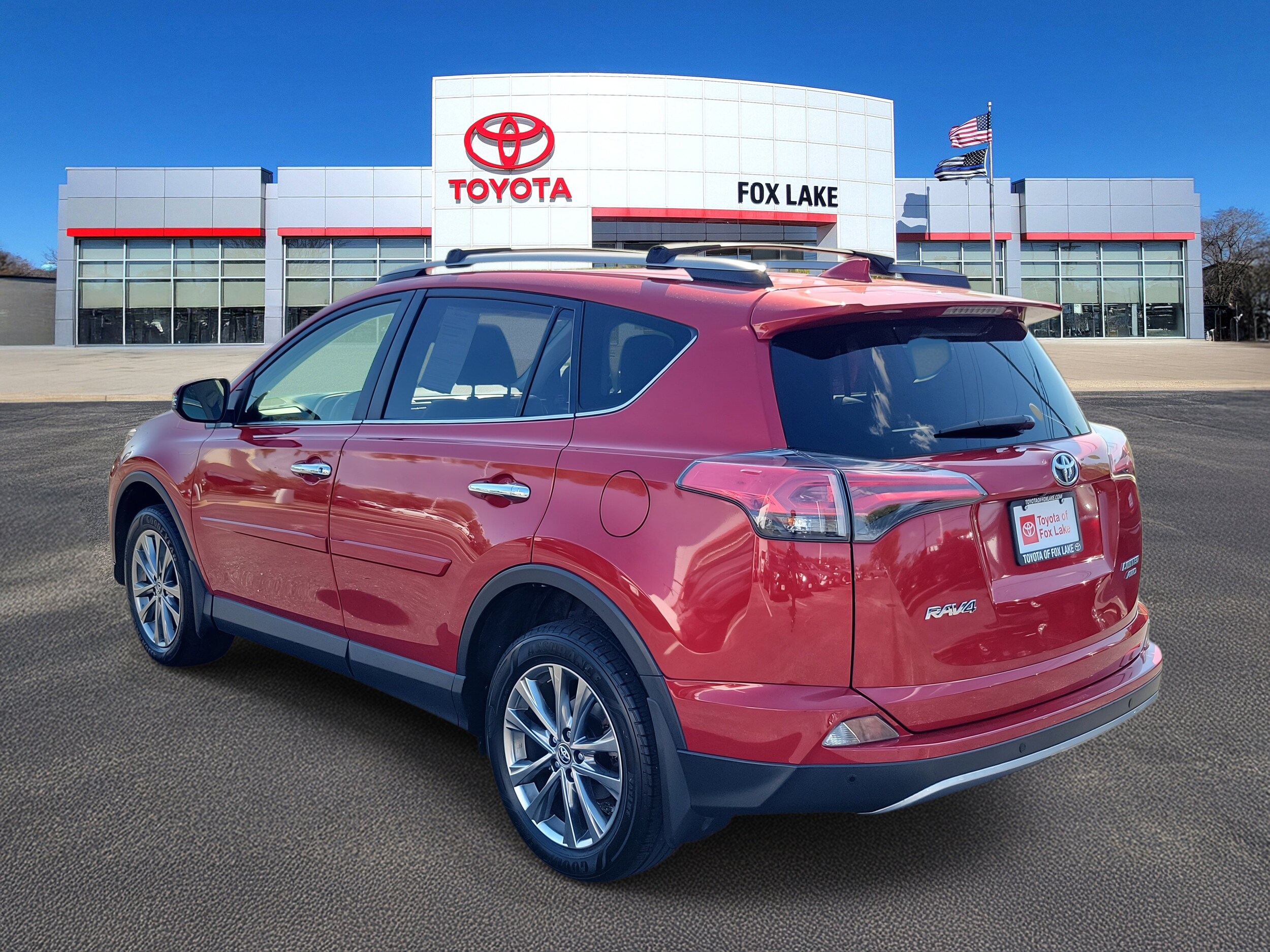2017 Toyota RAV4 Limited SE Platinum photo 2
