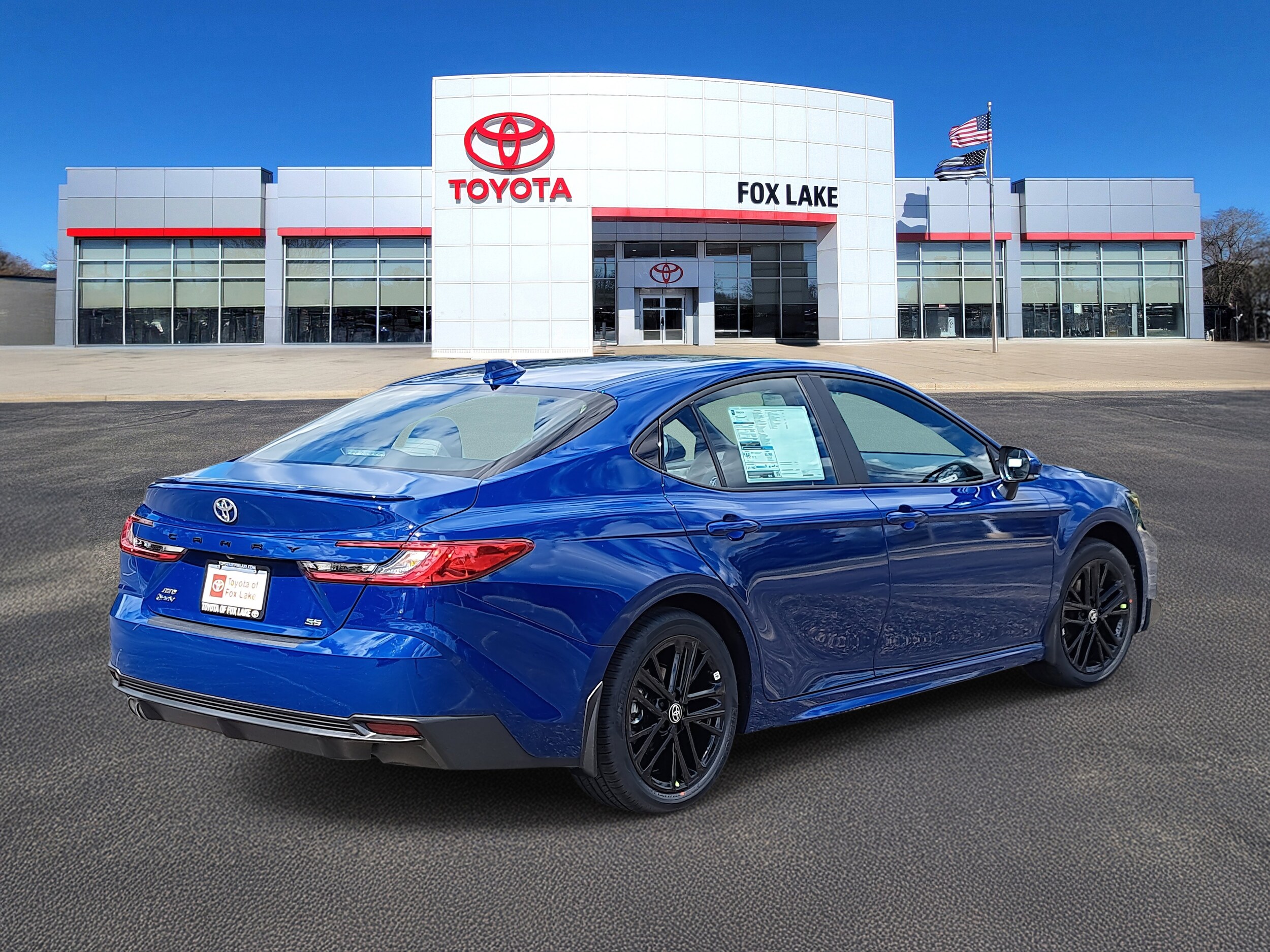 2025 Toyota Camry SE photo 5