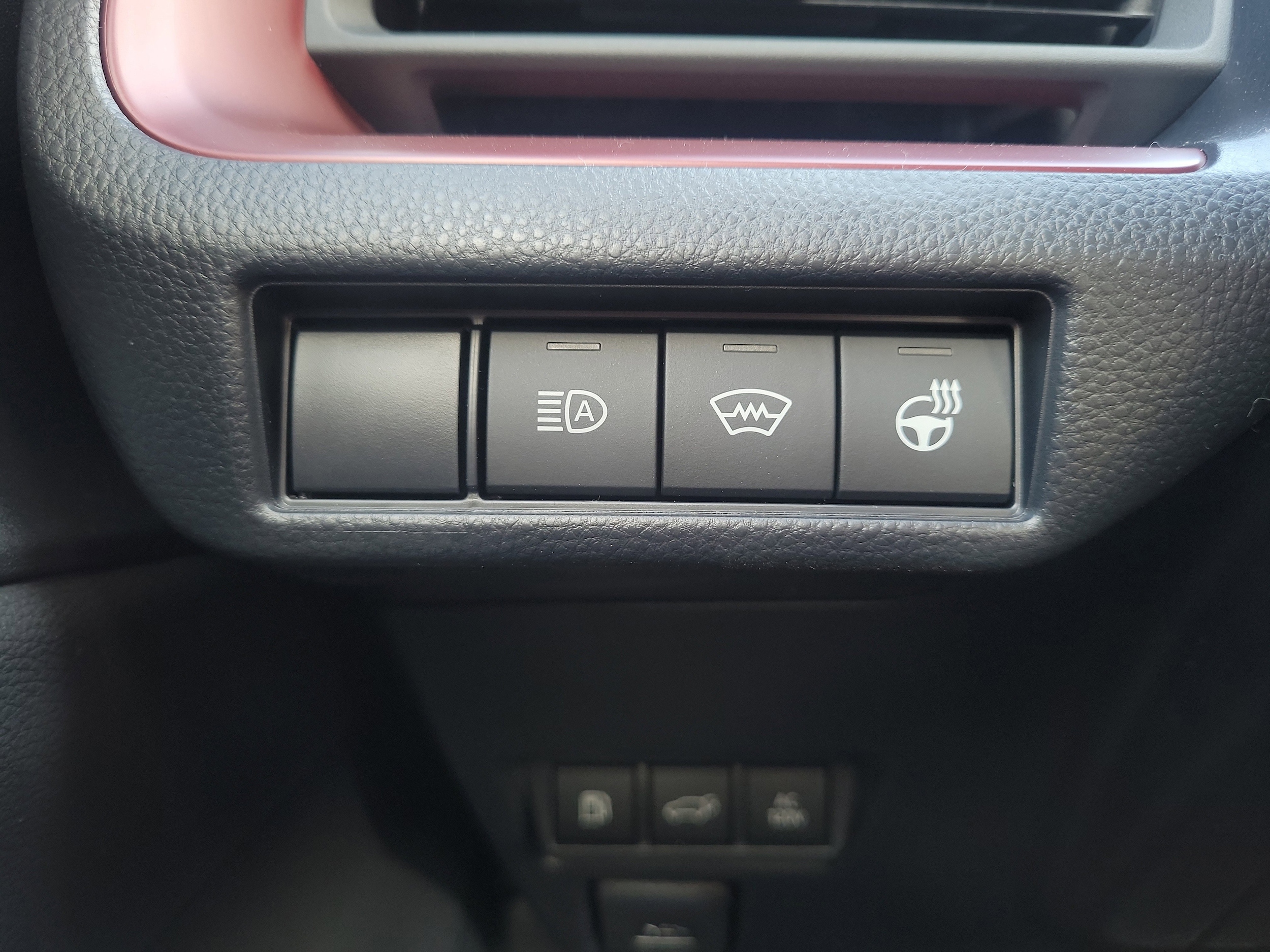 2026 Toyota Prius Plug-in Hybrid XSE Premium - Photo 20