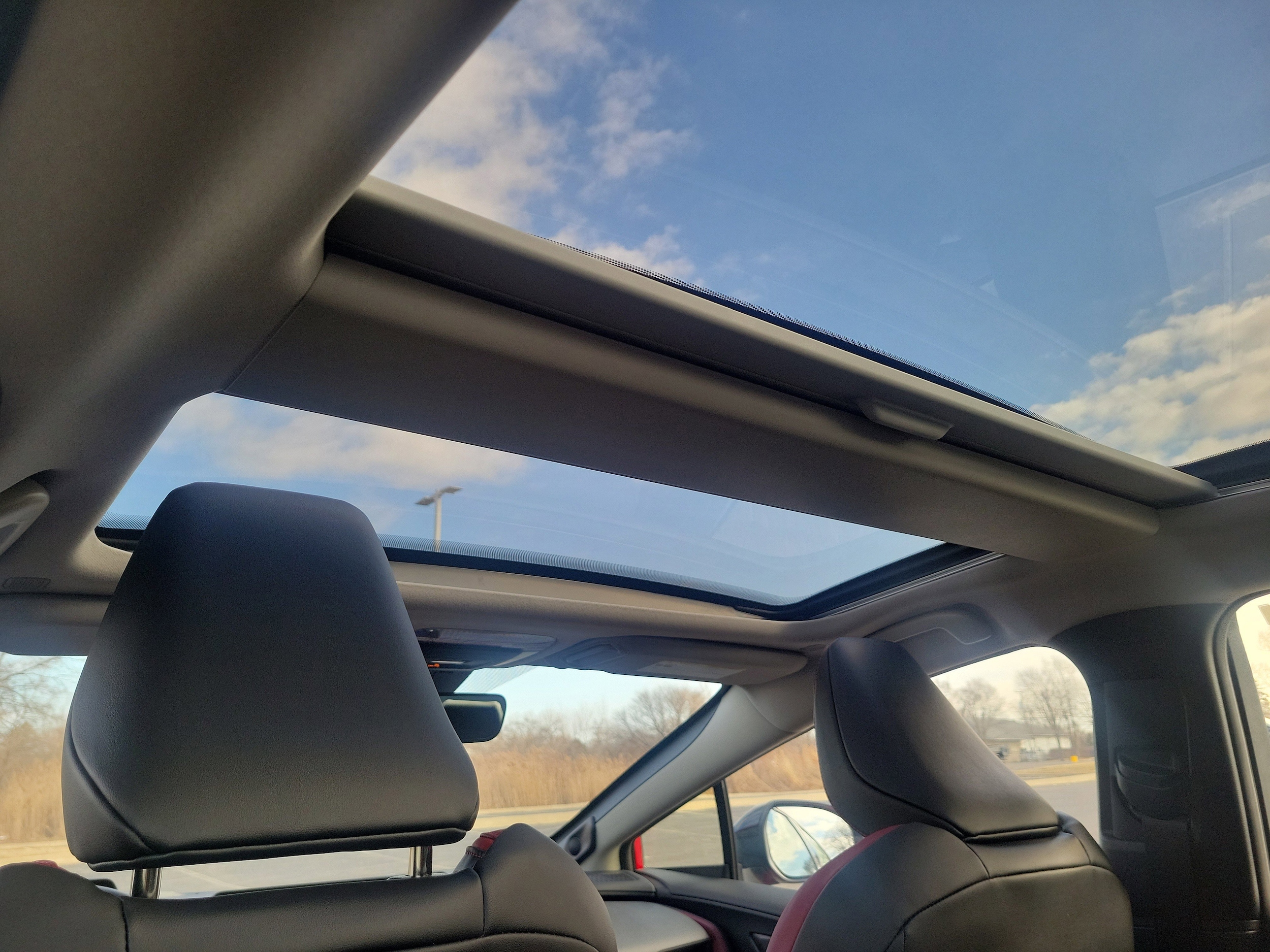 2026 Toyota Prius Plug-in Hybrid XSE Premium - Photo 9