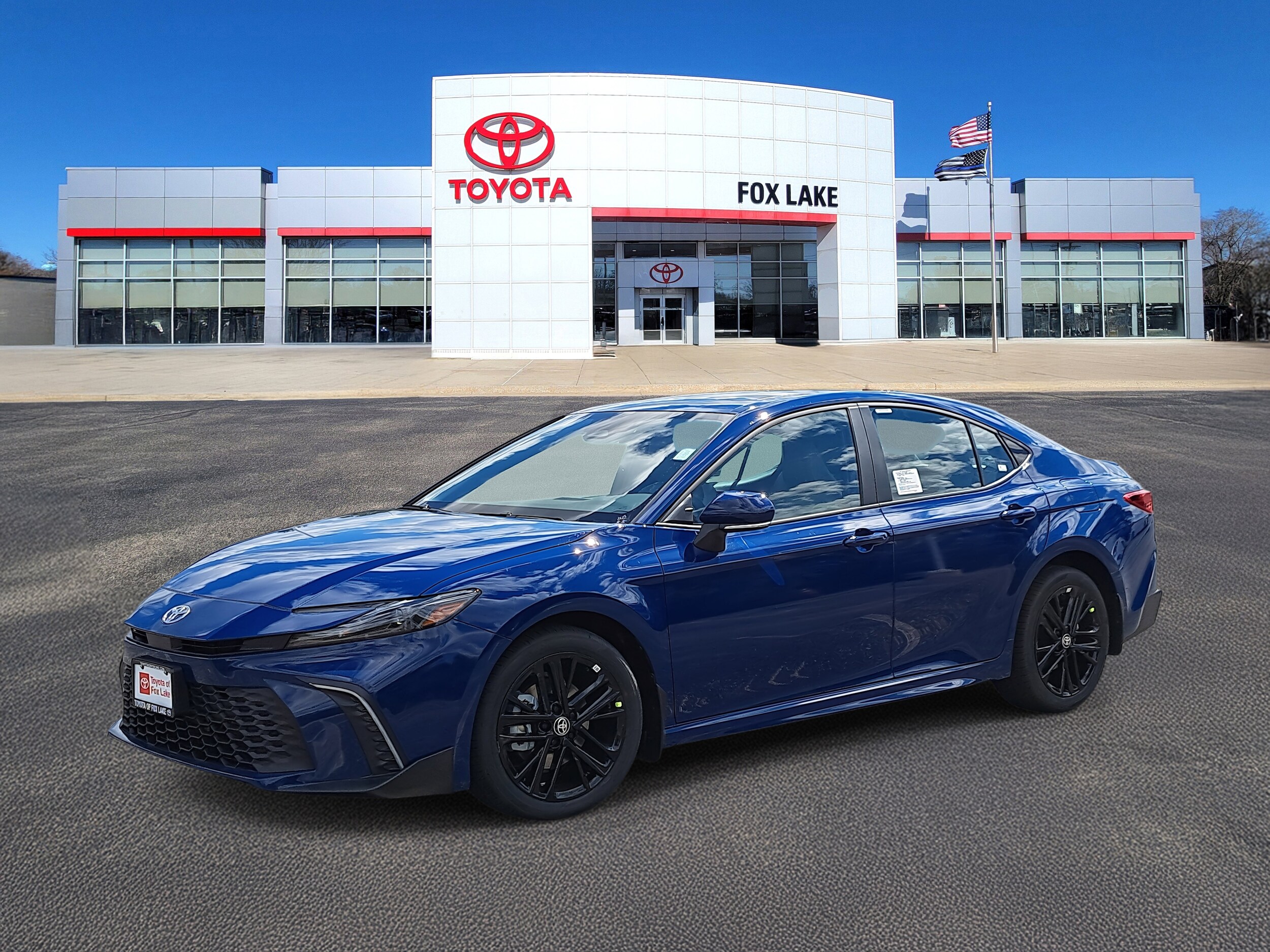 2025 Toyota Camry SE photo 3