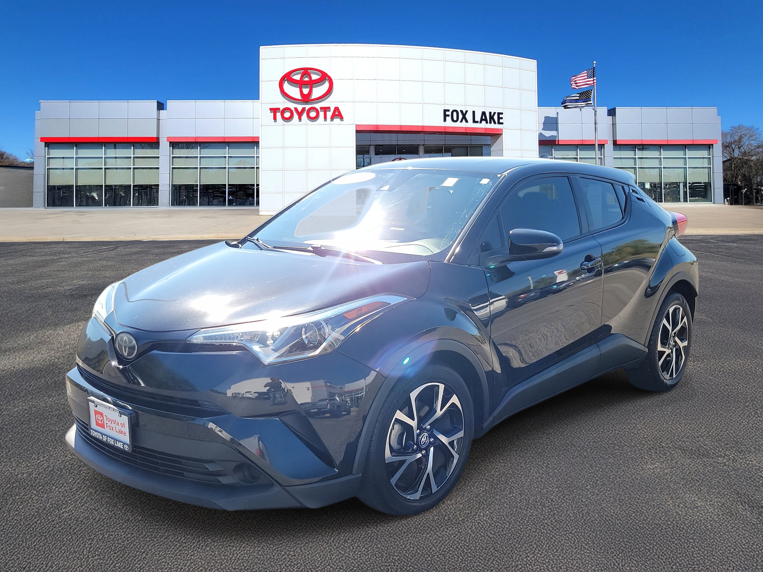 Used 2019 Toyota C-HR XLE with VIN JTNKHMBX9K1017875 for sale in Fox Lake, IL