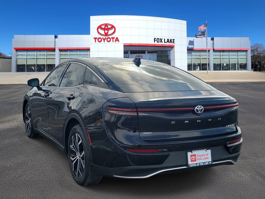 Used 2023 Toyota Crown Limited Car