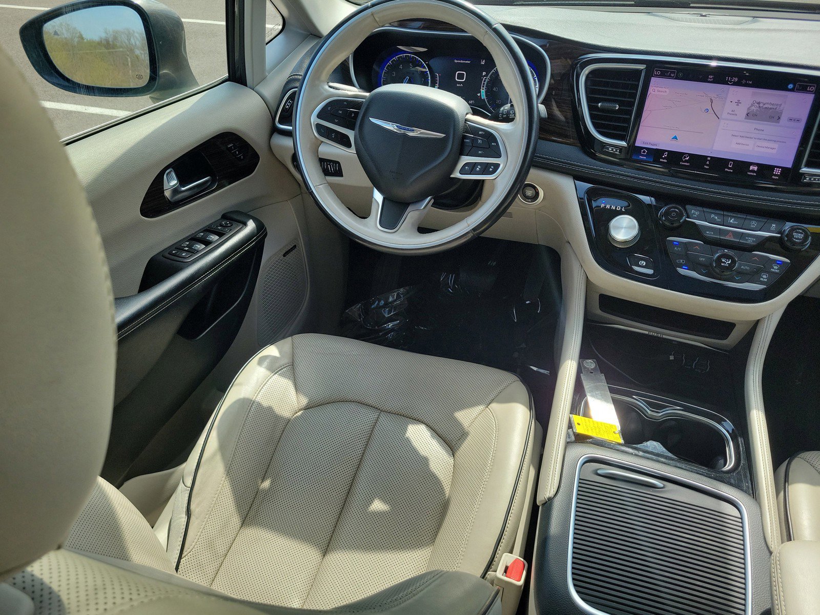 2021 Chrysler Pacifica Limited - Photo 16