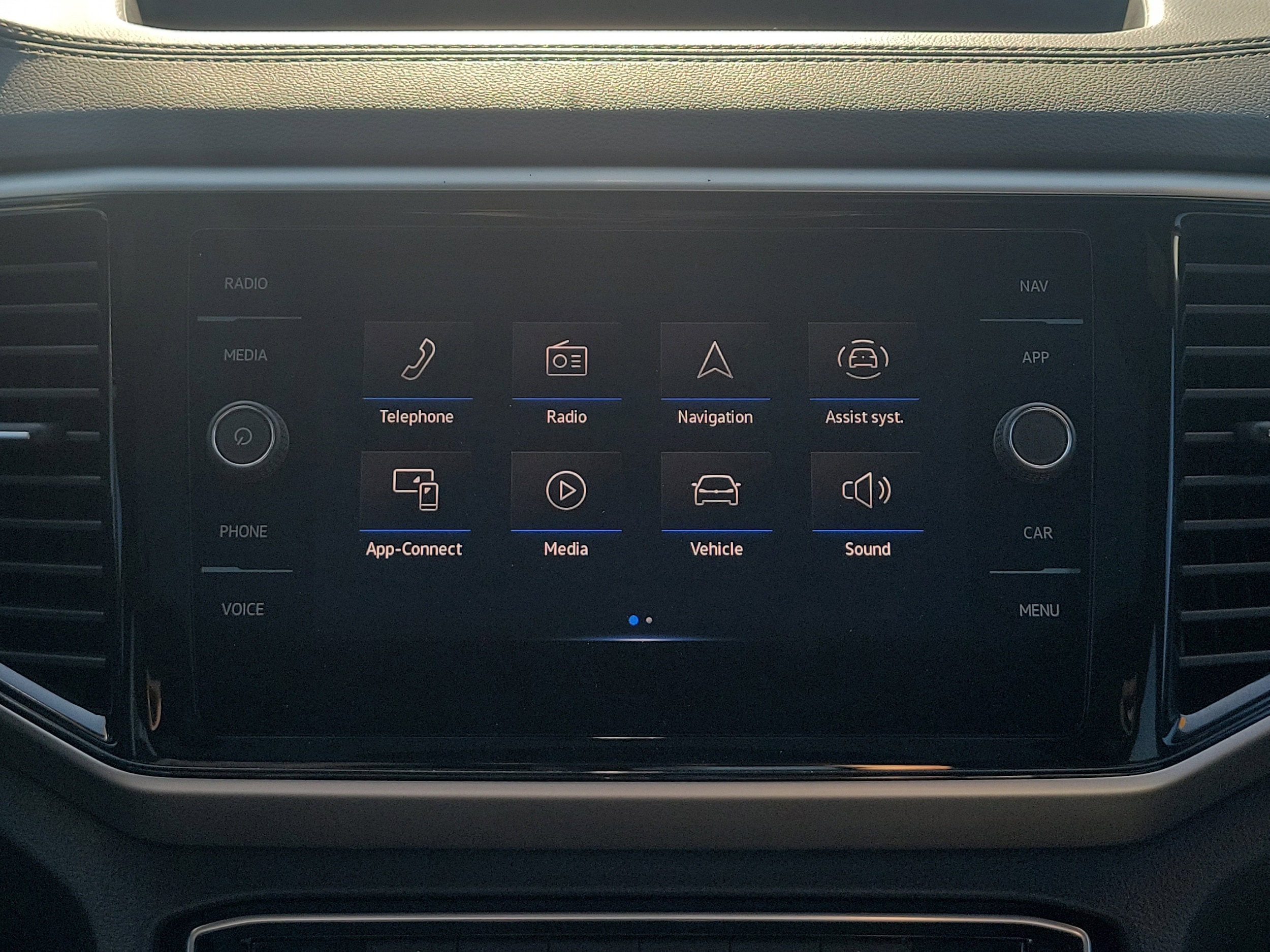 2023 Volkswagen Atlas Cross Sport SEL R-Line Black - Photo 28