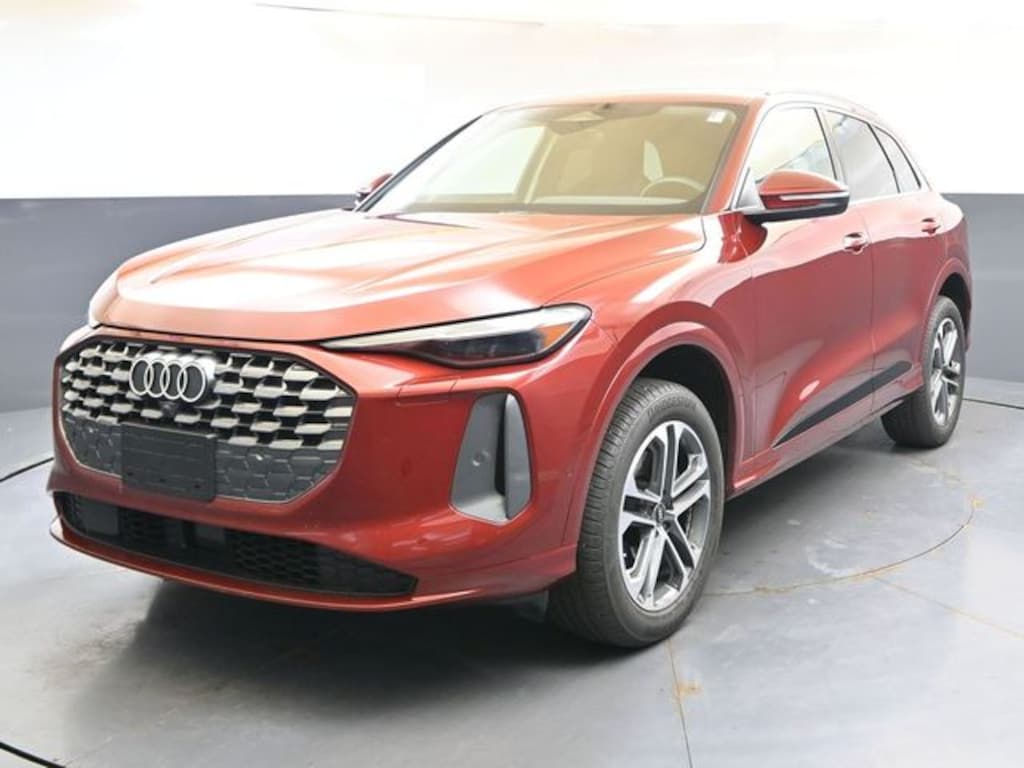 Certified 2025 Audi Q5 2.0T Premium SUV
