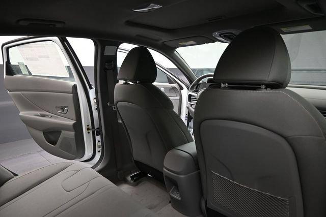 2026 Hyundai Elantra SEL - Photo 15