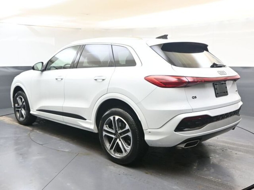 Certified 2025 Audi Q5 2.0T Premium SUV