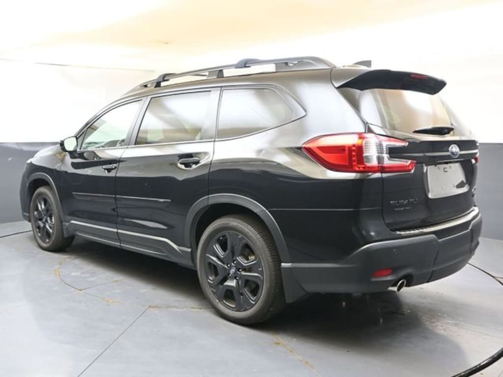 Certified 2025 Subaru Ascent Onyx Edition Touring 7-Passenger SUV