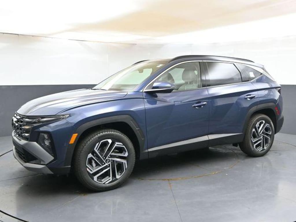 New 2026 Hyundai Tucson Limited AWD SUV