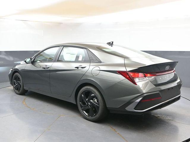New 2026 Hyundai Elantra SEL Sport Plus Sedan