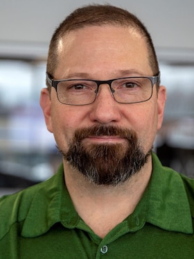 Staff member Jim Viviano from ID_0693d1