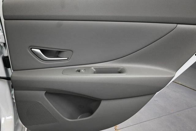 2026 Hyundai Elantra SEL - Photo 14