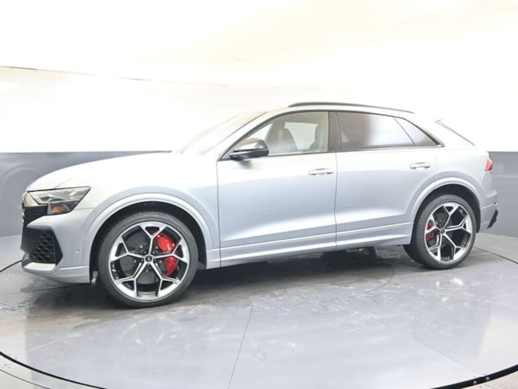 Used 2025 Audi RS Q8 4.0T performance SUV
