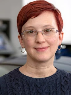 Staff member Jennifer Szekely from ID_2d6f3e