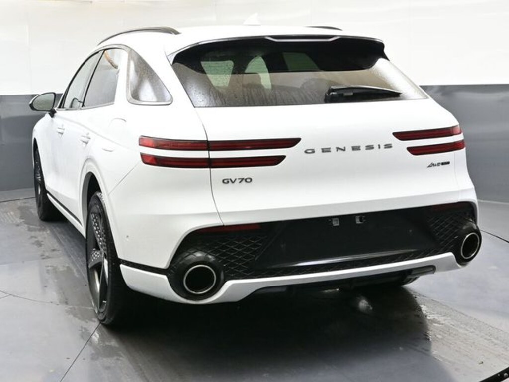 Used 2024 Genesis GV70 SUV