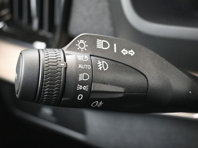 2026 Volvo XC90 Plus - Photo 30