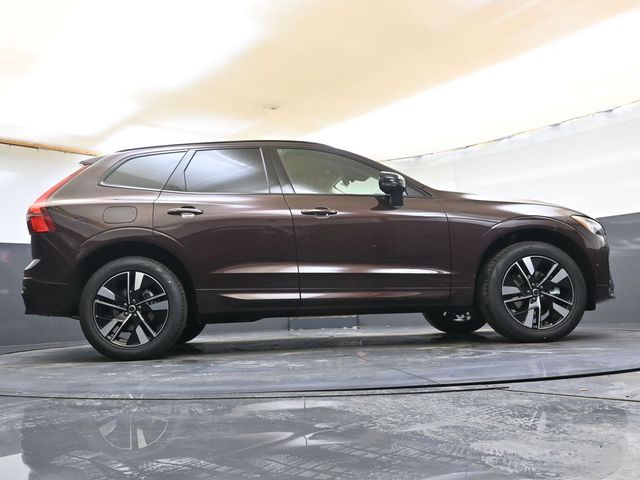 2026 Volvo XC60 Plus - Photo 43