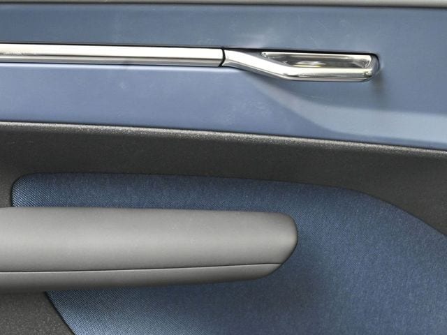 2026 Volvo EX30 Plus - Photo 21
