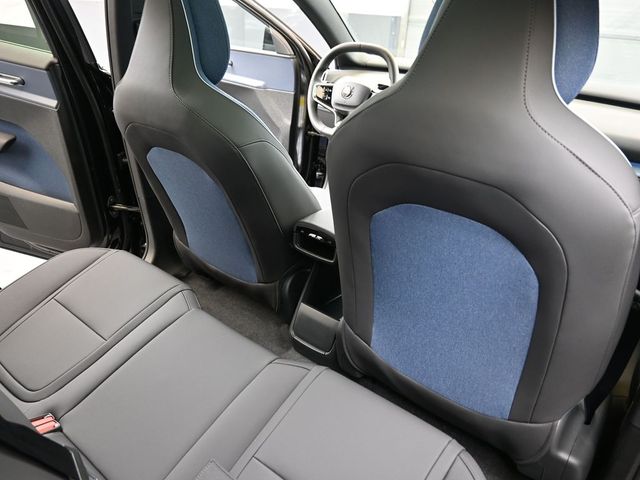 2026 Volvo EX30 Plus - Photo 15