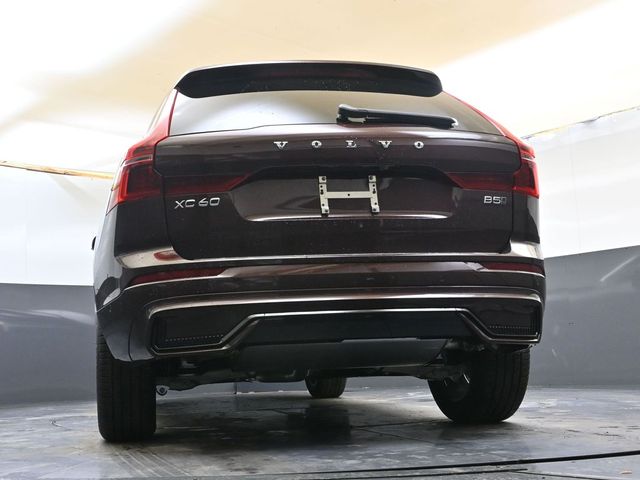 2026 Volvo XC60 Plus - Photo 41