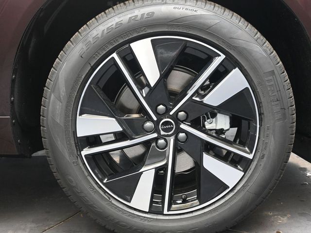 2026 Volvo XC60 Plus - Photo 10
