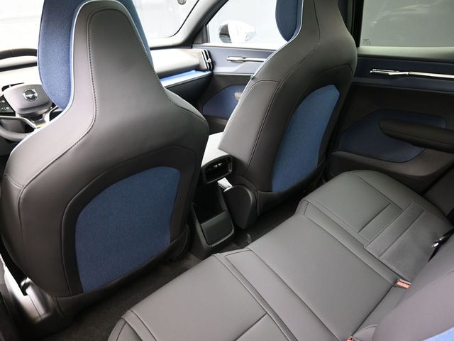 2026 Volvo EX30 Plus - Photo 18