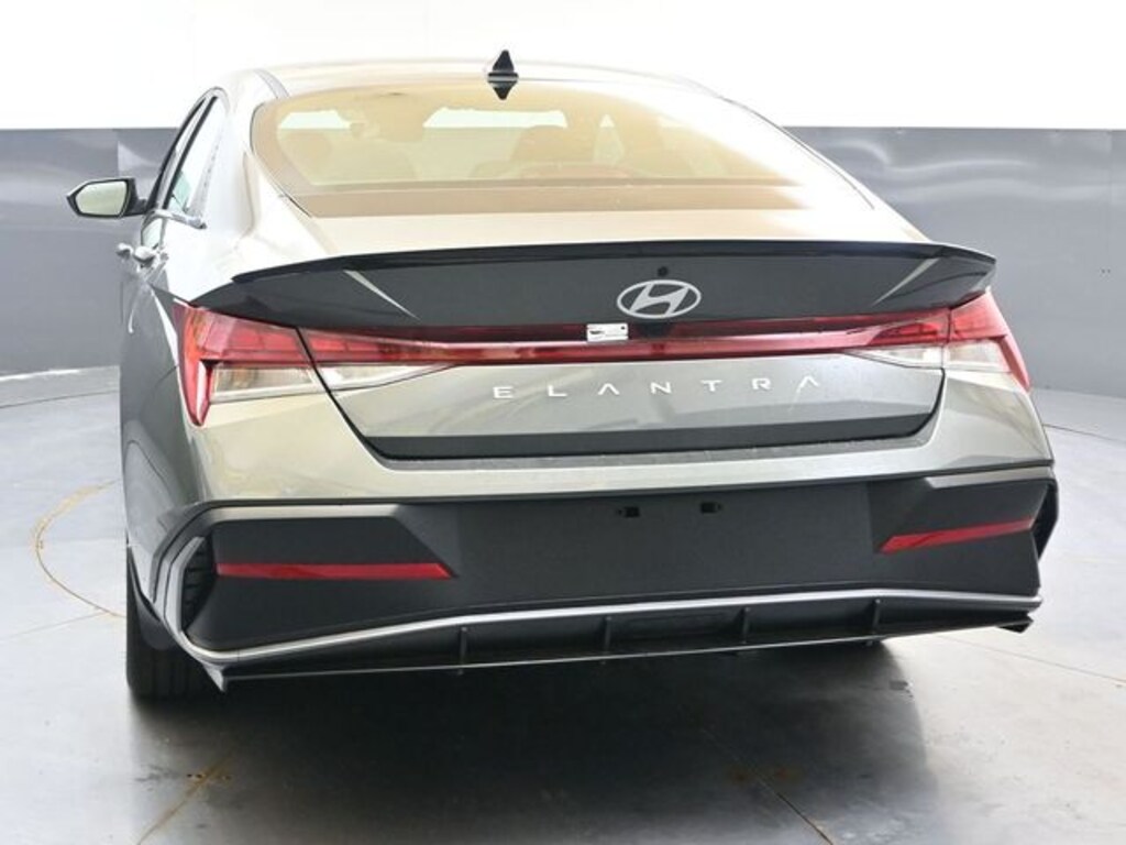 Used 2026 Hyundai Elantra SEL Sport Sedan
