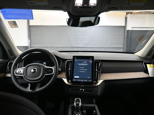 2026 Volvo XC90 Plus - Photo 24