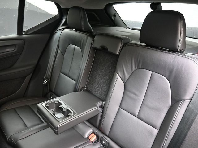2026 Volvo XC40 Ultra - Photo 20