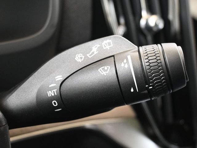 2026 Volvo XC90 Plus - Photo 31