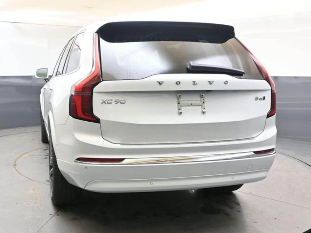 New 2026 Volvo XC90 B6 Ultra 7-Seater SUV