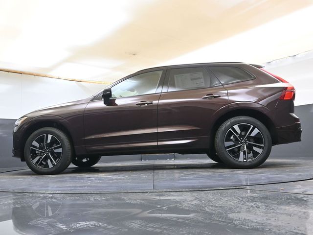 2026 Volvo XC60 Plus - Photo 40