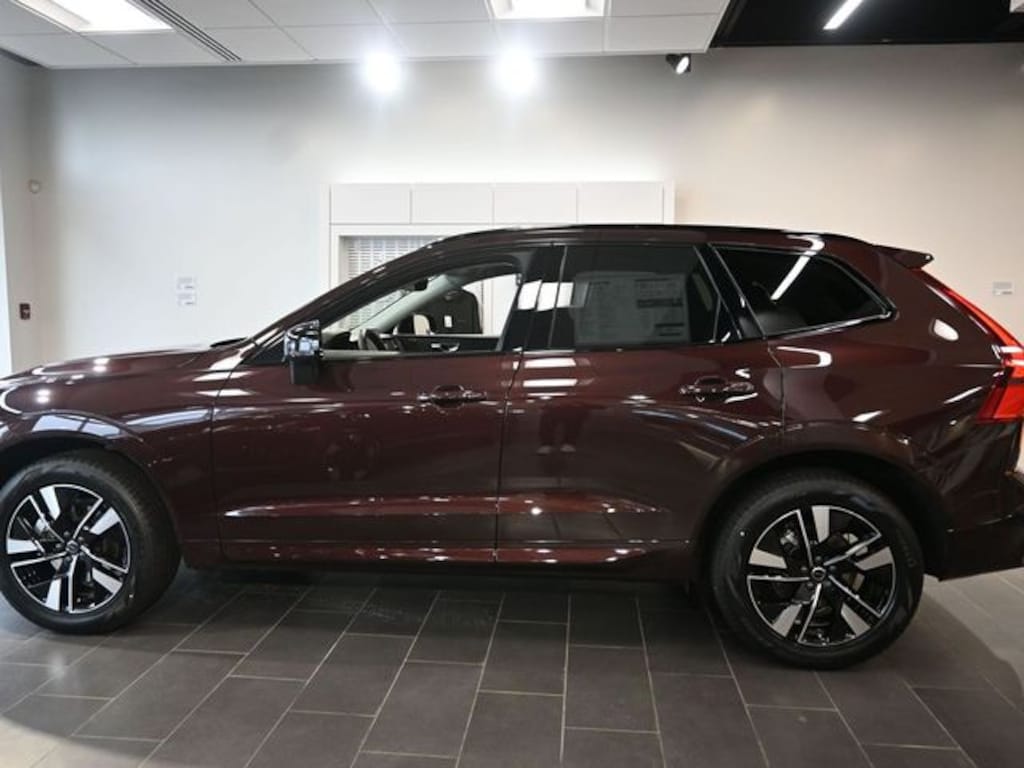 New 2026 Volvo XC60 B5 Plus SUV