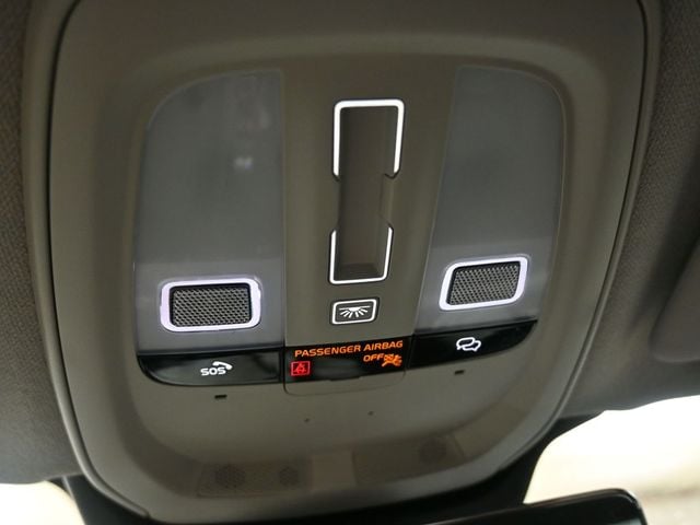 2026 Volvo XC40 Ultra - Photo 39