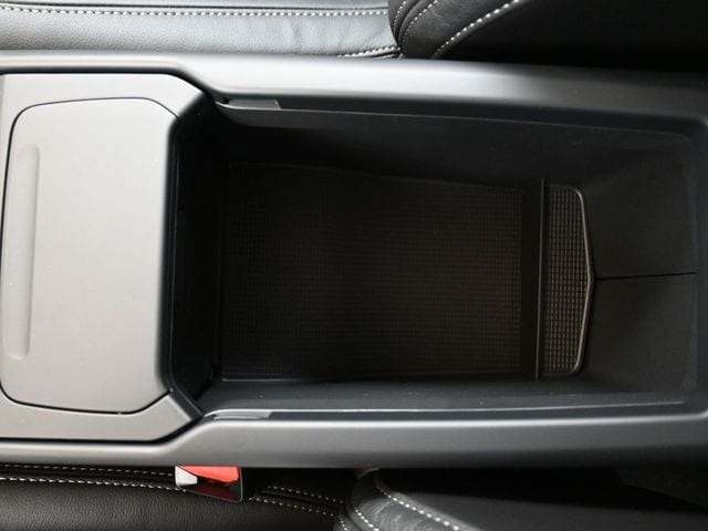 2026 Volvo XC40 Ultra - Photo 38