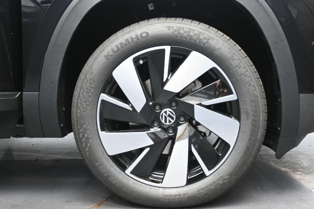 2026 Volkswagen Atlas Cross Sport SE w/Tech - Photo 10