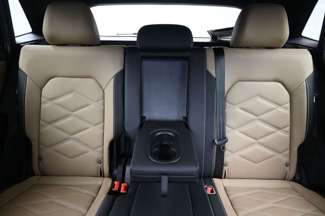 2026 Volkswagen Atlas Cross Sport SE w/Tech - Photo 36