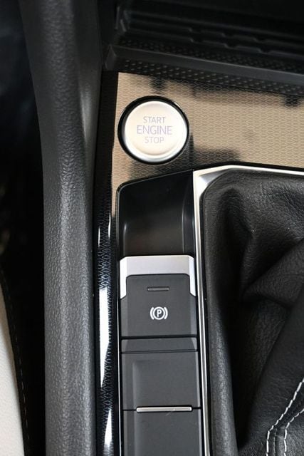 2026 Volkswagen Taos SE - Photo 34