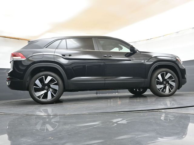 2026 Volkswagen Atlas Cross Sport SE w/Tech - Photo 42