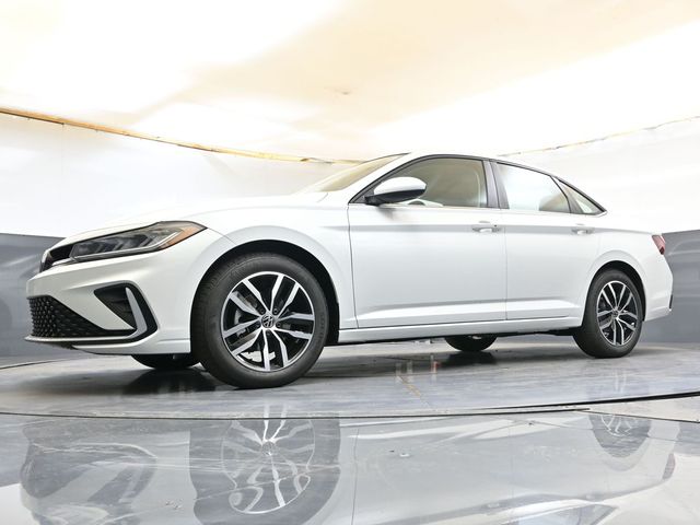 2026 Volkswagen Jetta SE - Photo 39