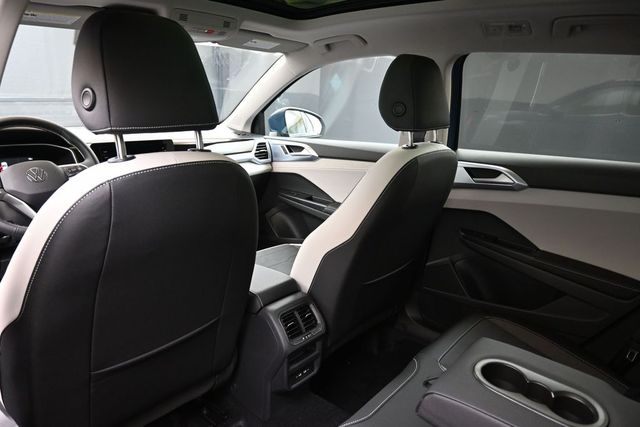 2026 Volkswagen Taos SE - Photo 18
