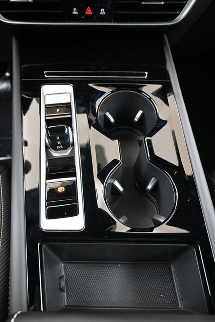 2026 Volkswagen Atlas Cross Sport SE w/Tech - Photo 33