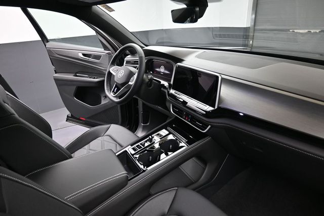 2026 Volkswagen Atlas Cross Sport SE w/Tech - Photo 12